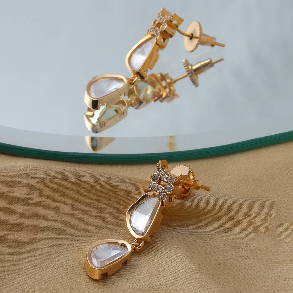 Ambi Diamond And Gold Earrings : RRFEB24-1