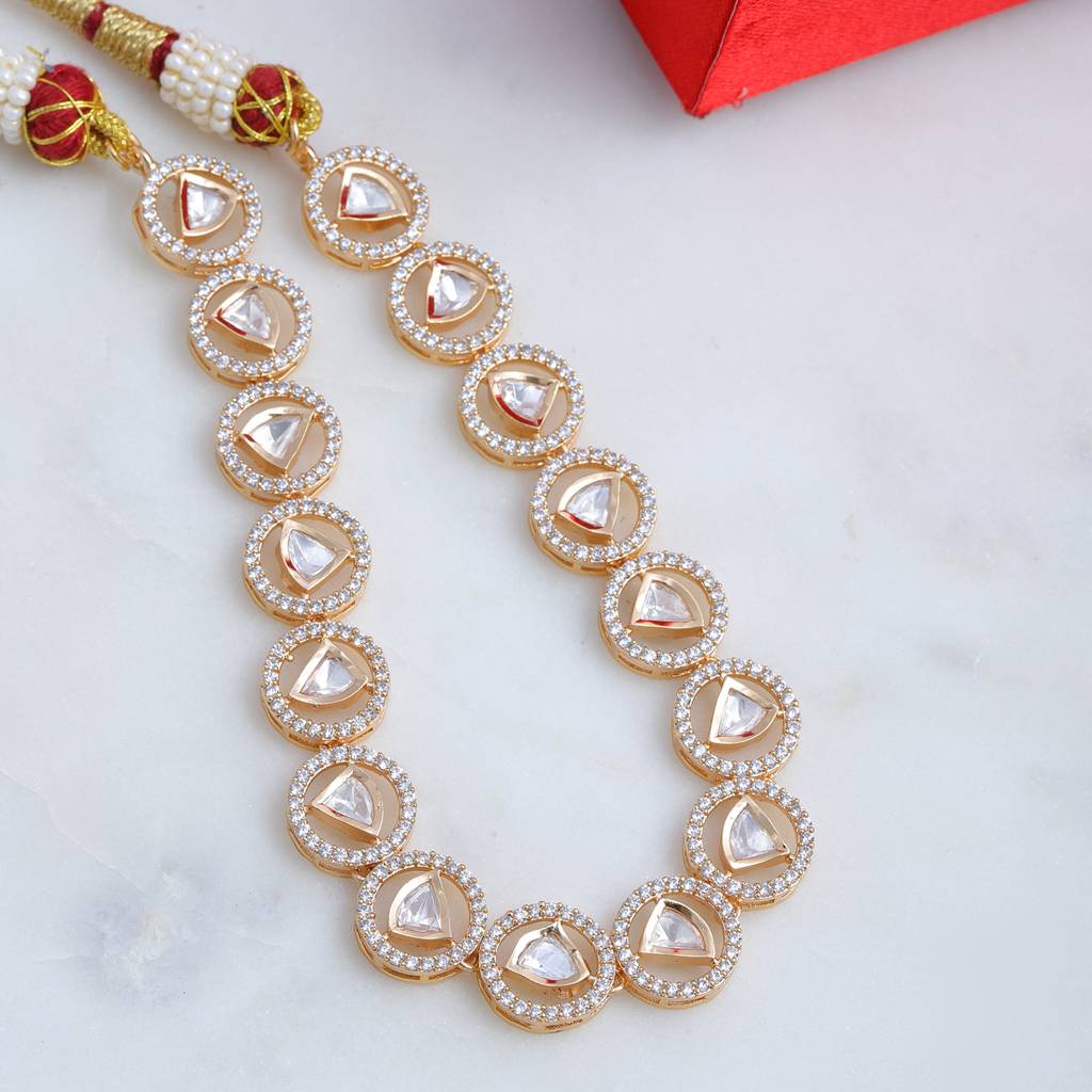 Patti Shapped Kundan And Round Diamond Neckpiece : RRFEB24-33
