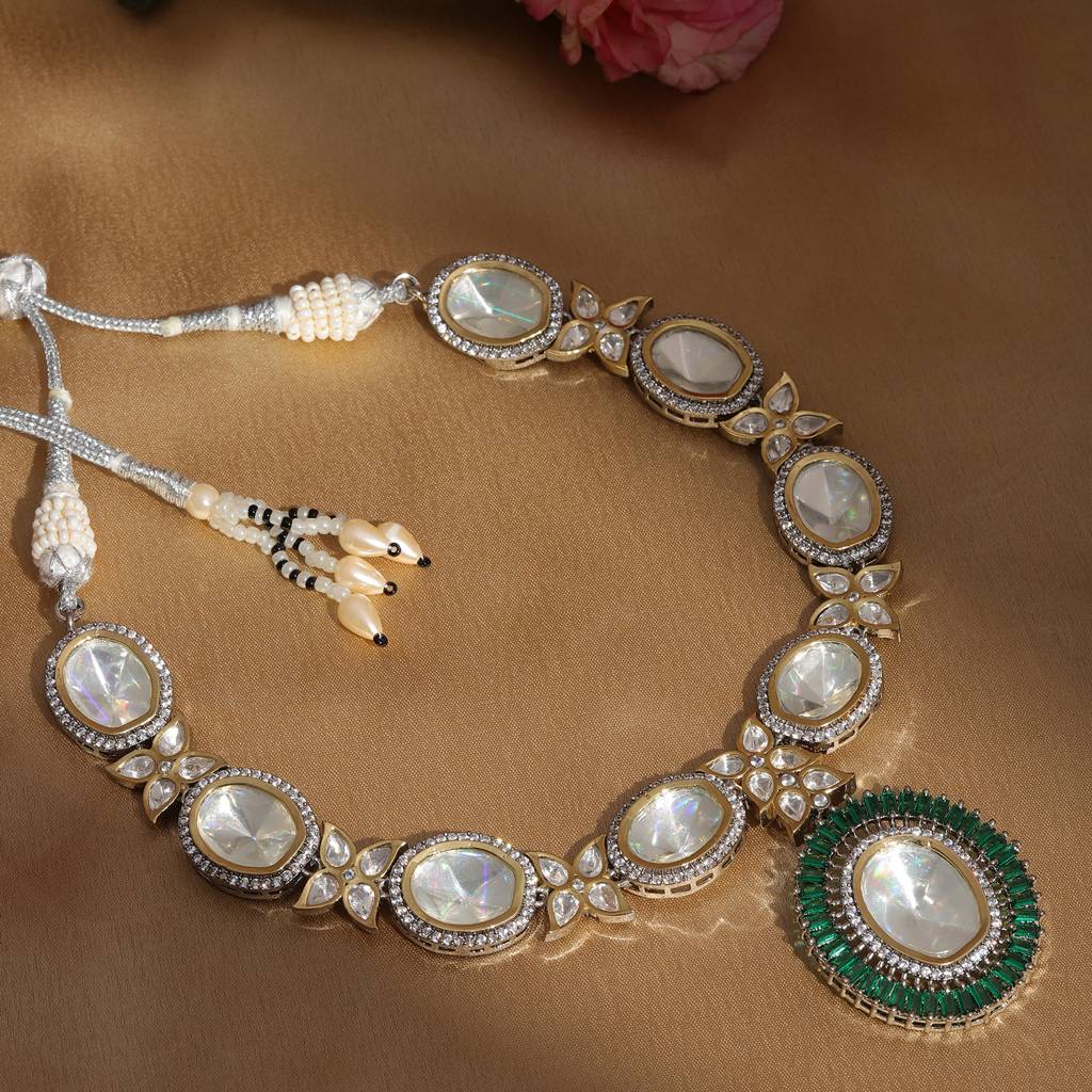 Gold And Silver Tone Neckpiece With Green Center Piece : RRFEB24-36