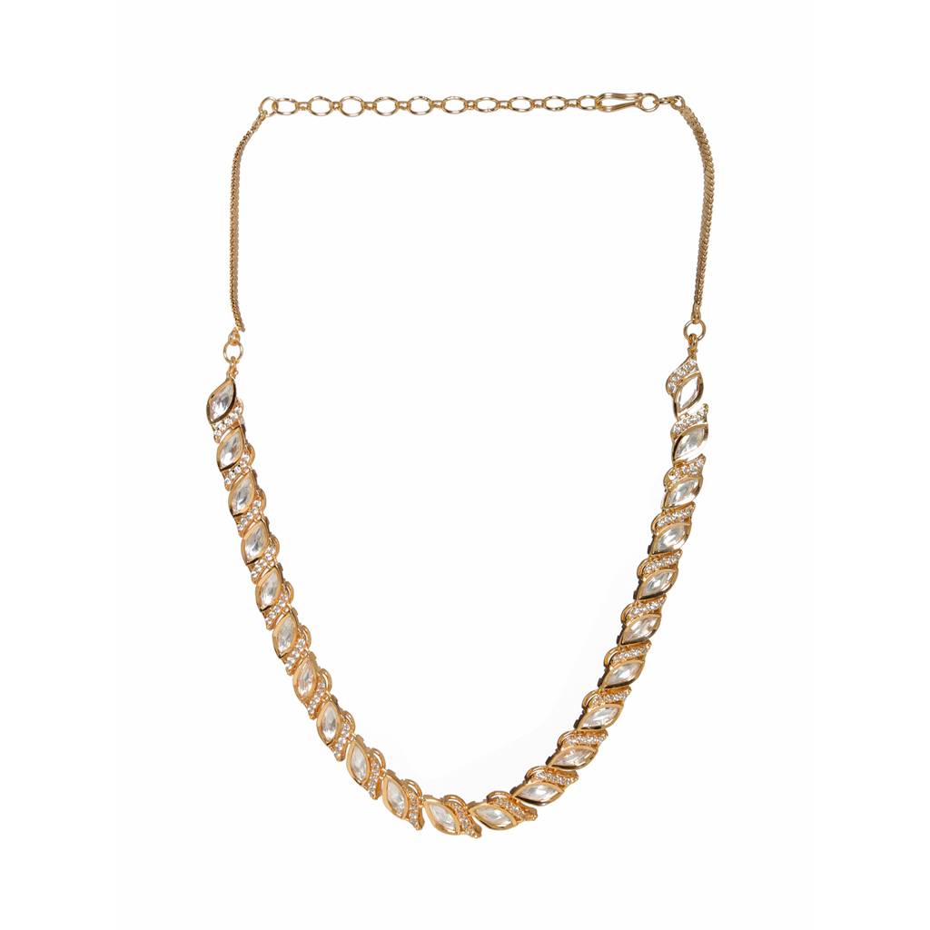 Leaf Shaped Neckpiece In Kundan And American Diamonds : RRFEB24-43