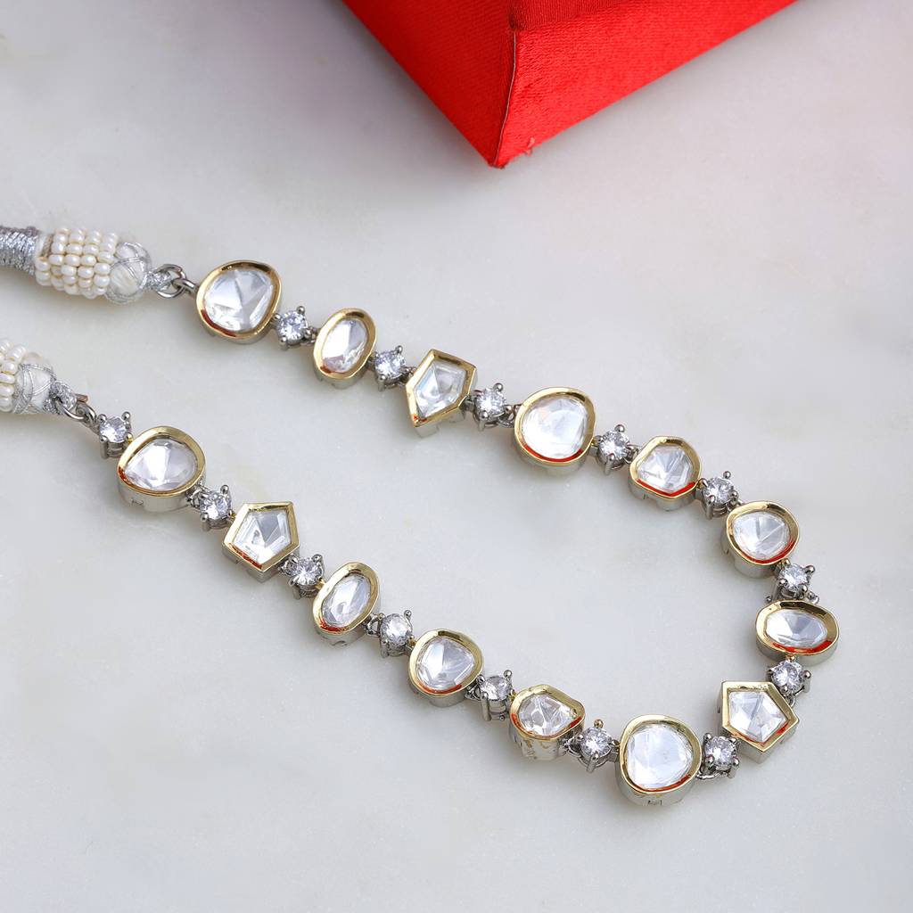 Kundan And Diamond Neckpiece : RRFEB24-44
