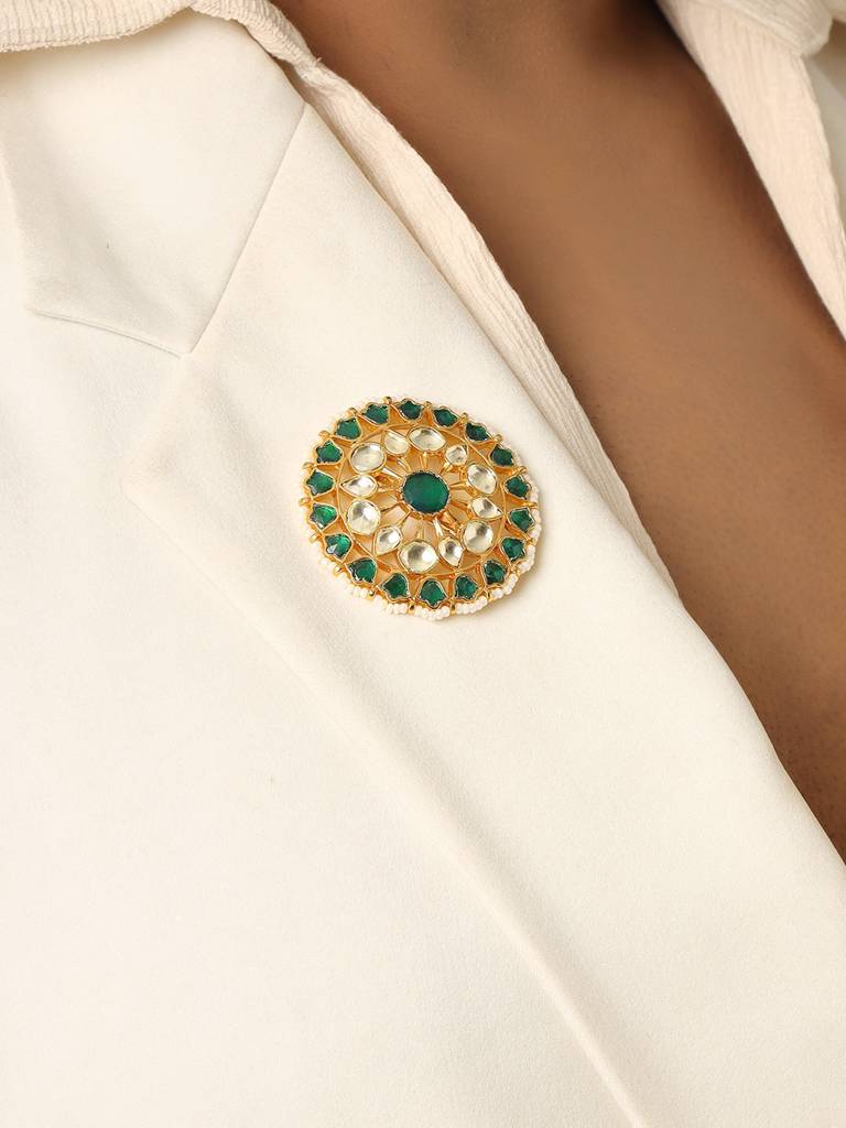 Emerald Kundan Brooch : RRFEB25-23