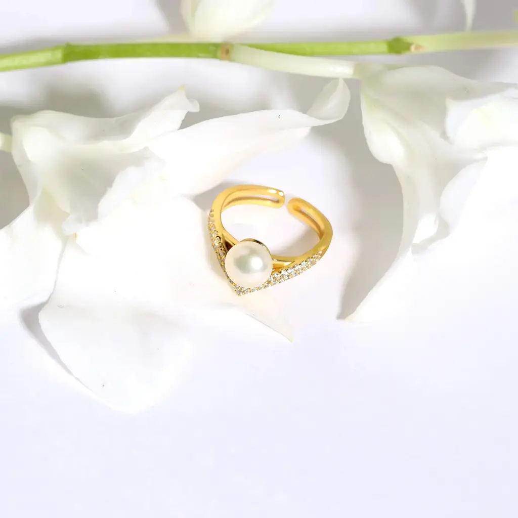 Crown Pearl Ring : RRG001
