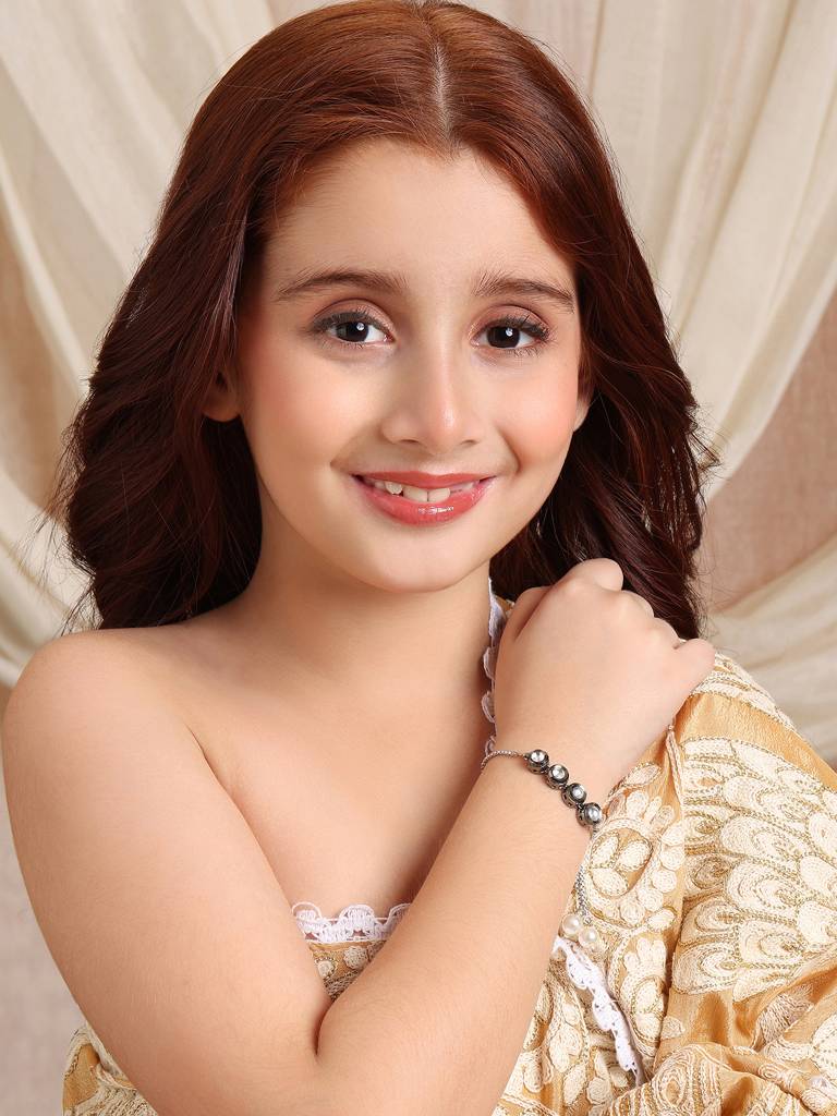 Round Kundan Bracelet In Silver Gold Finish Brass : RRJAN25-55