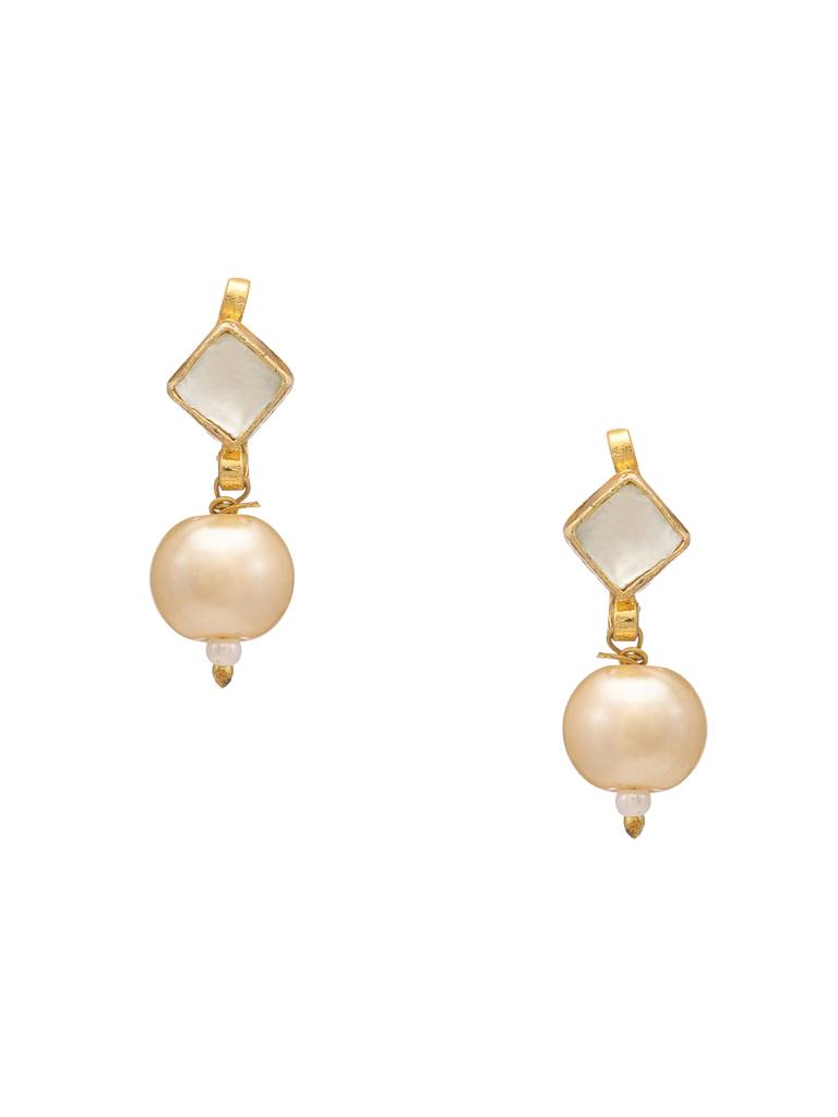 Square Shaped Kundan Stud Earrings & Maang Tikka Jewelry Set With Pearls Bead Drop In Gold Plated Brass : RRJAN25-65