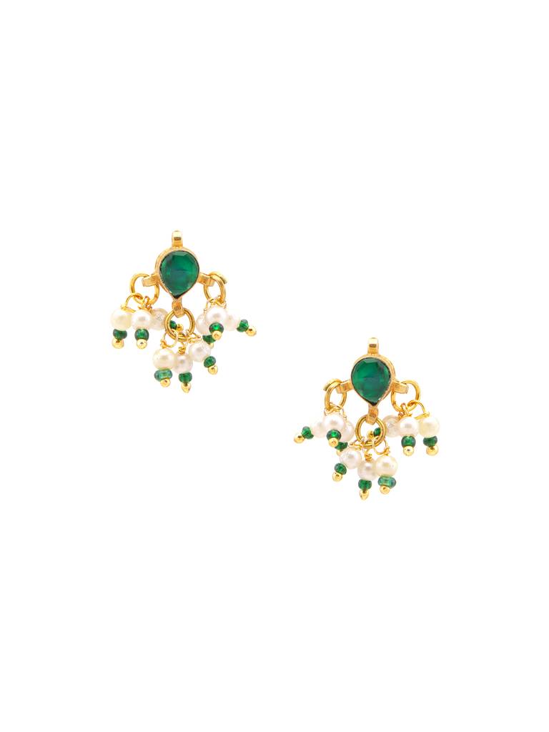 Kundan Necklace, Stud Earrings, Maang Tikka & Bracelet/Haath Phool Jewelry Set In Gold Plated Brass With Pearls & : RRJAN25-74