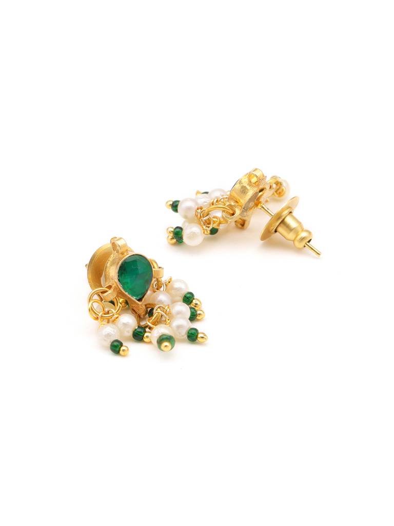 Kundan Necklace, Stud Earrings, Maang Tikka & Bracelet/Haath Phool Jewelry Set In Gold Plated Brass With Pearls & : RRJAN25-74