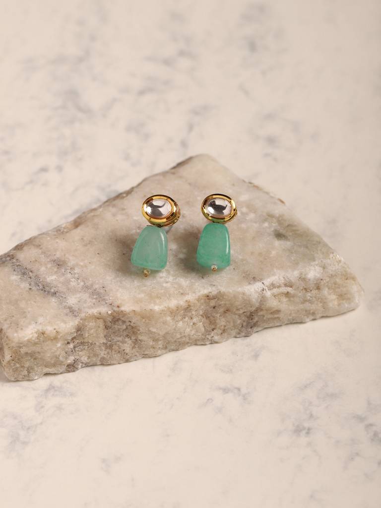 Green Gold Plated Kundan Earrings : RRJULY22-96