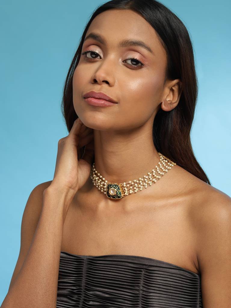 Emerald Kundan Choker : RRMAY22-13