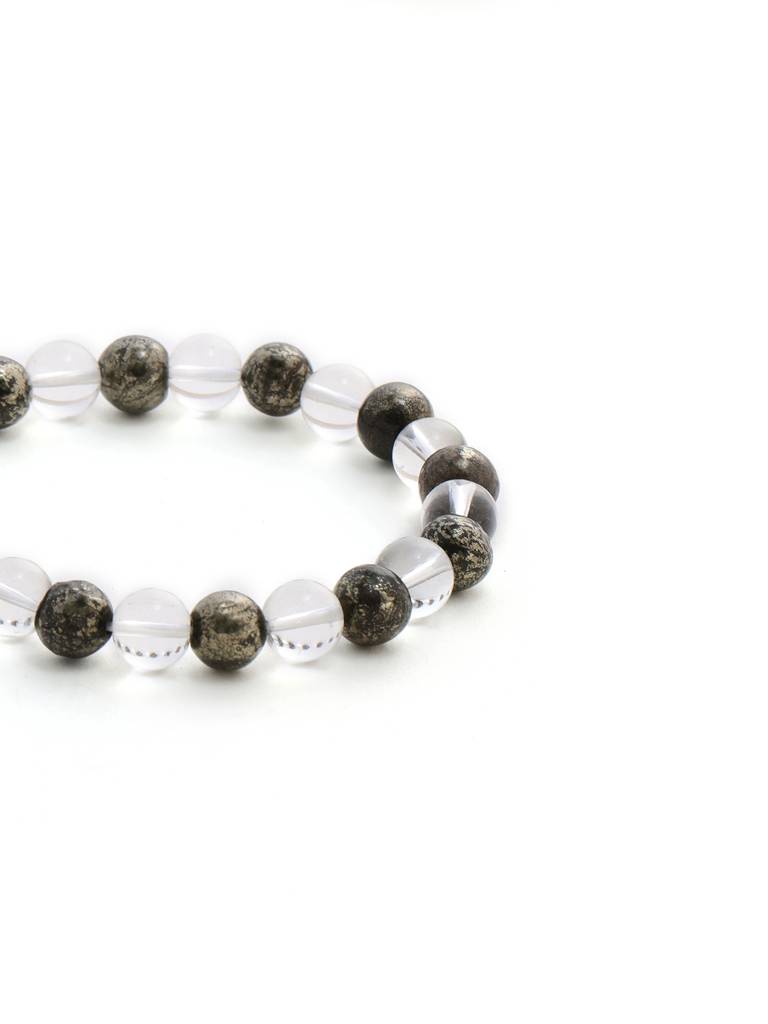 Clear Quatrz & Pyrite Black And White Beads Bracelet : RRMAYDC25-105