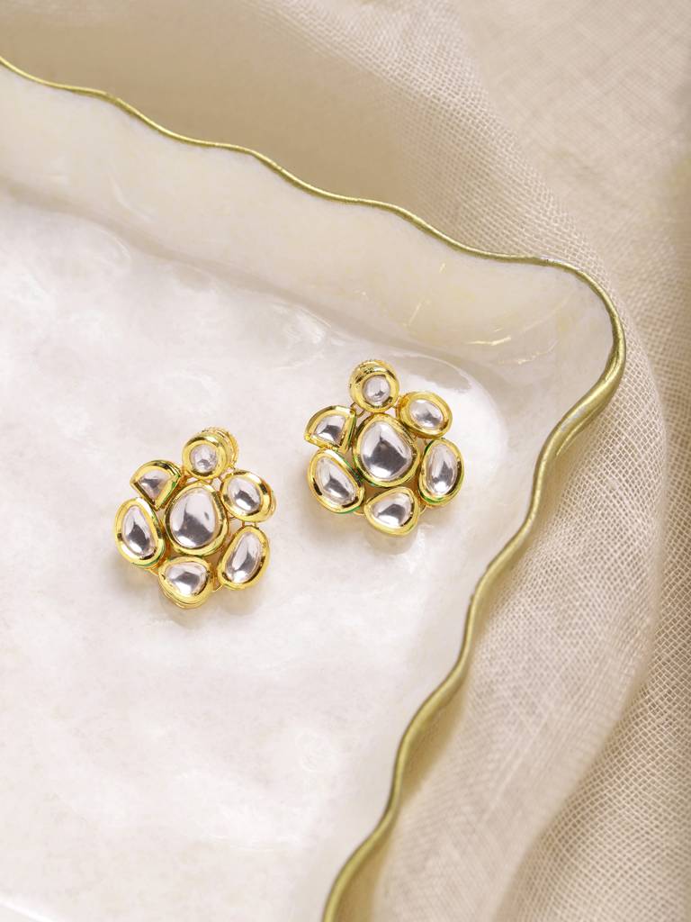 Gold Toned Kundan Studs : RRMJ22-65