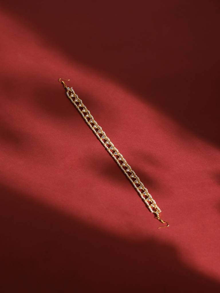Pearl Layered & Kundan Beaded Hair Band : RROCT22-48