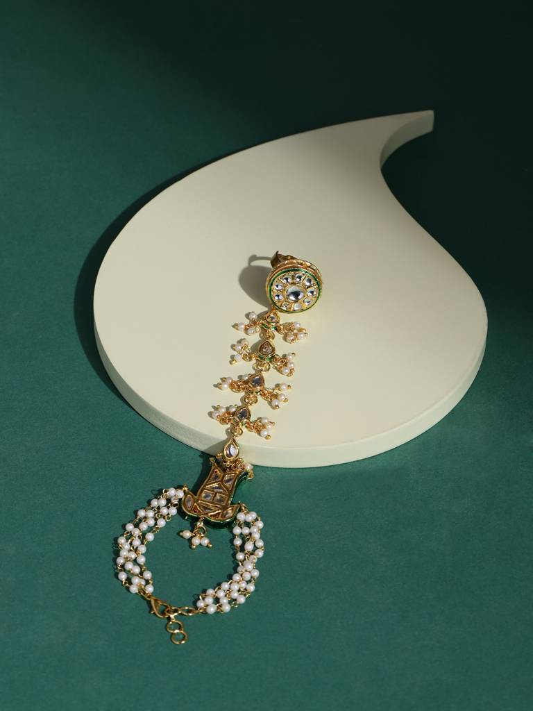 Kundan & Pearl Single Strand Hand Harness : RROCT22-70
