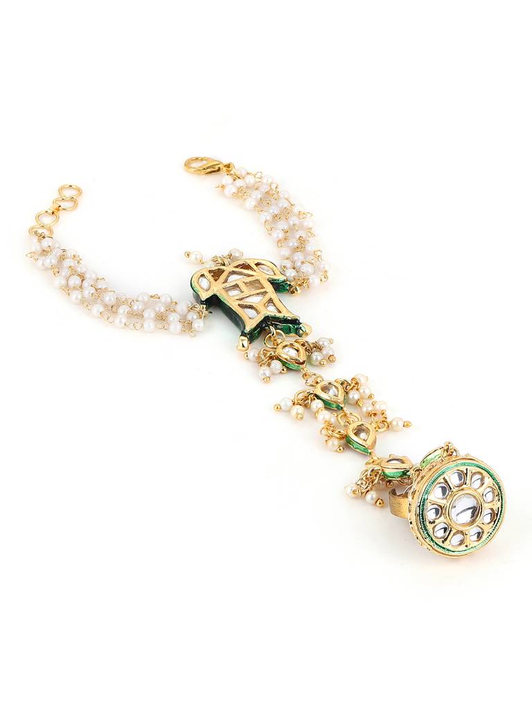 Kundan & Pearl Single Strand Hand Harness : RROCT22-70