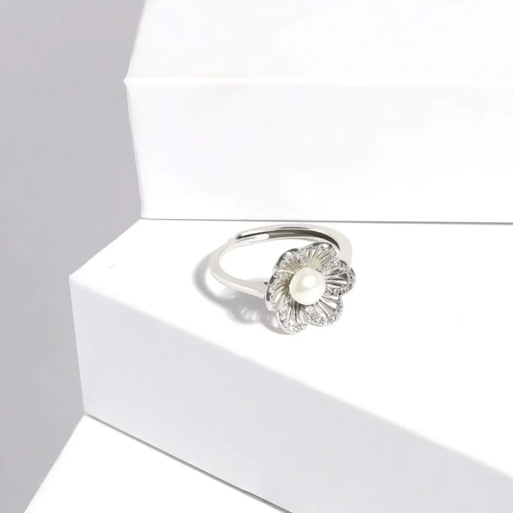 Floral Pearl Ring : RRR008