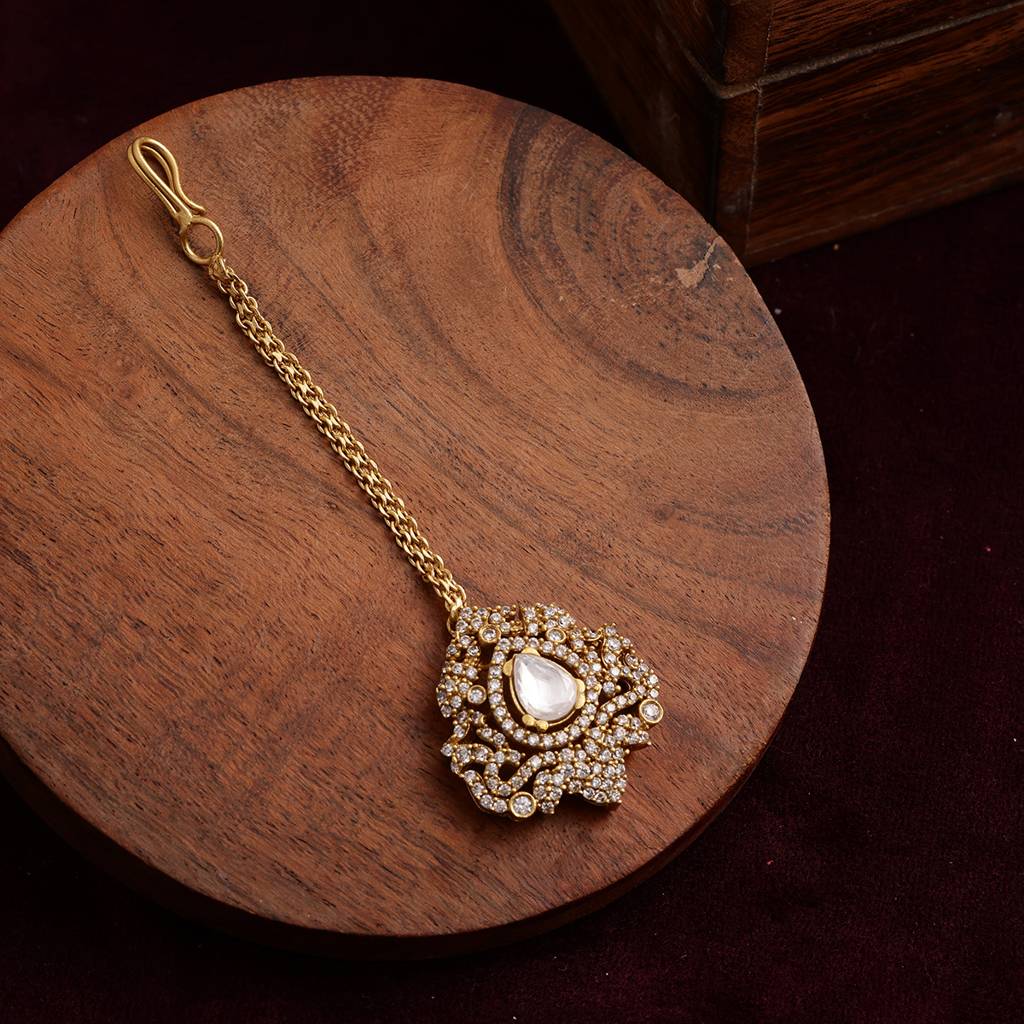 Kundan Maang Tikka With Diamonds. : RRSEP24-31