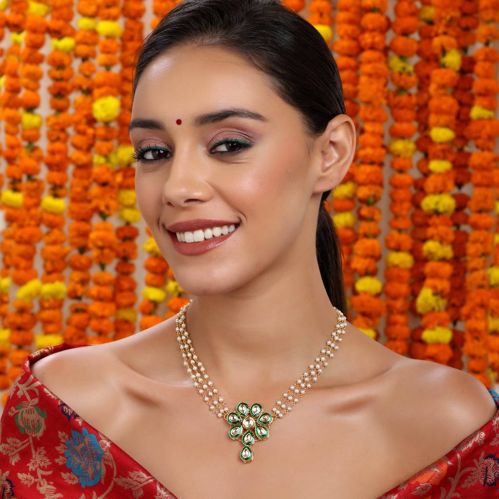 Meenakari Kundan Choker In Layered Pearl Strings : RRSEP24-57