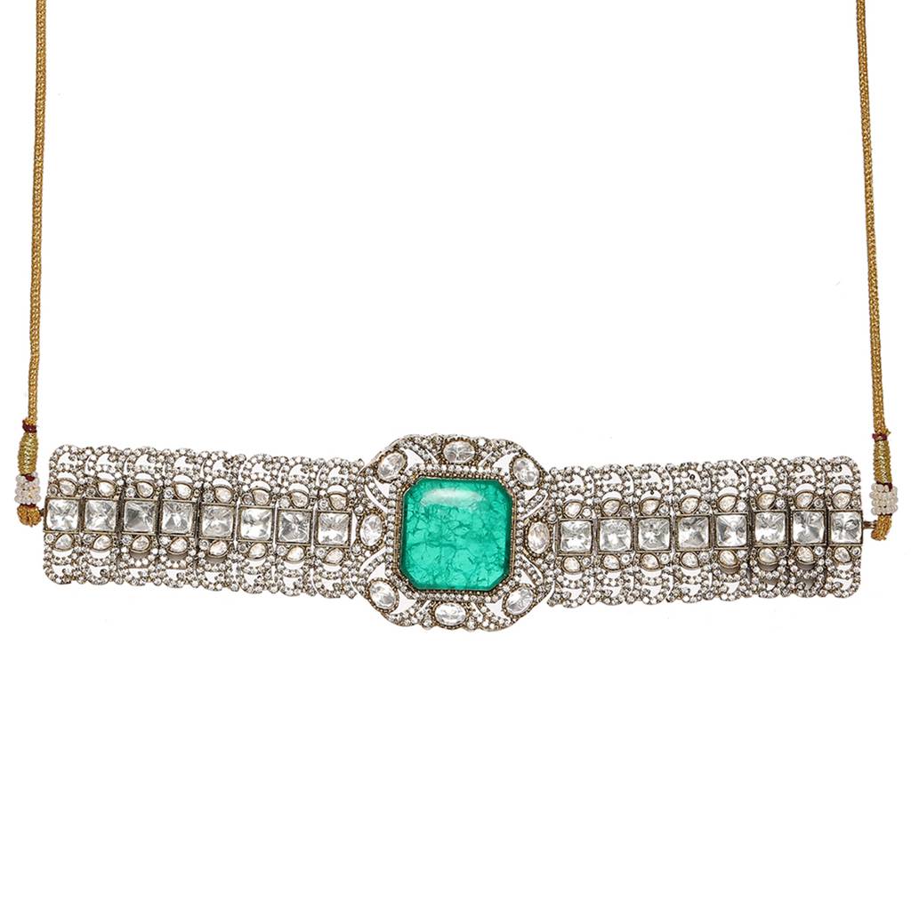 Emerald Stone With Diamonds And Mossainite Choker And Studs : RRSEP24-60