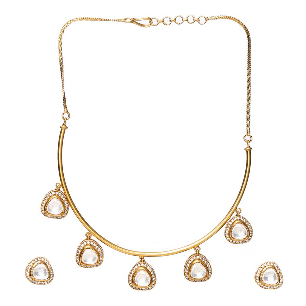 Hasli With Kundan & Mossainite & Matching Studs : RRSEP24-72