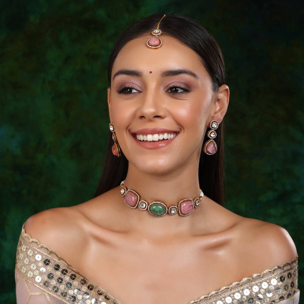 Multi Stone And Mossainite Kundan Choker With Matching Earrings And Maang Tikka : RRSEP24-78