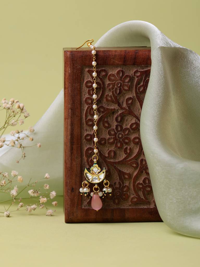 Peach Stone Drop Kundan Maang Tikka Peach Stone Drop Kundan