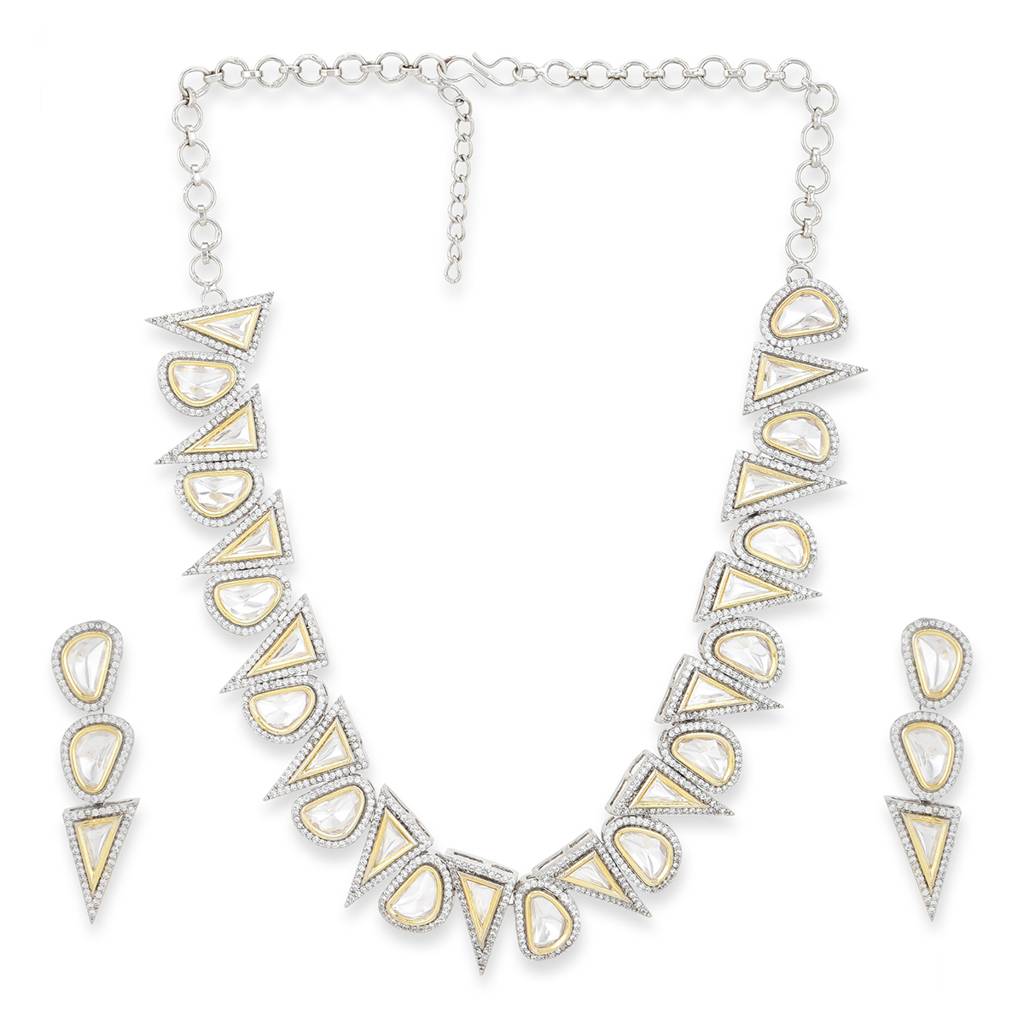 Diamond & Semi Precious Stone Neckpiece With Earrings With Chain : RSA22-15