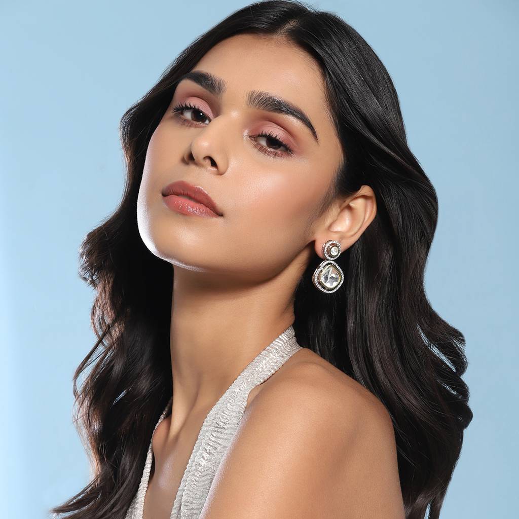 Clear Stone Kundan Earrings With Diamond Detailing : RSA22-20