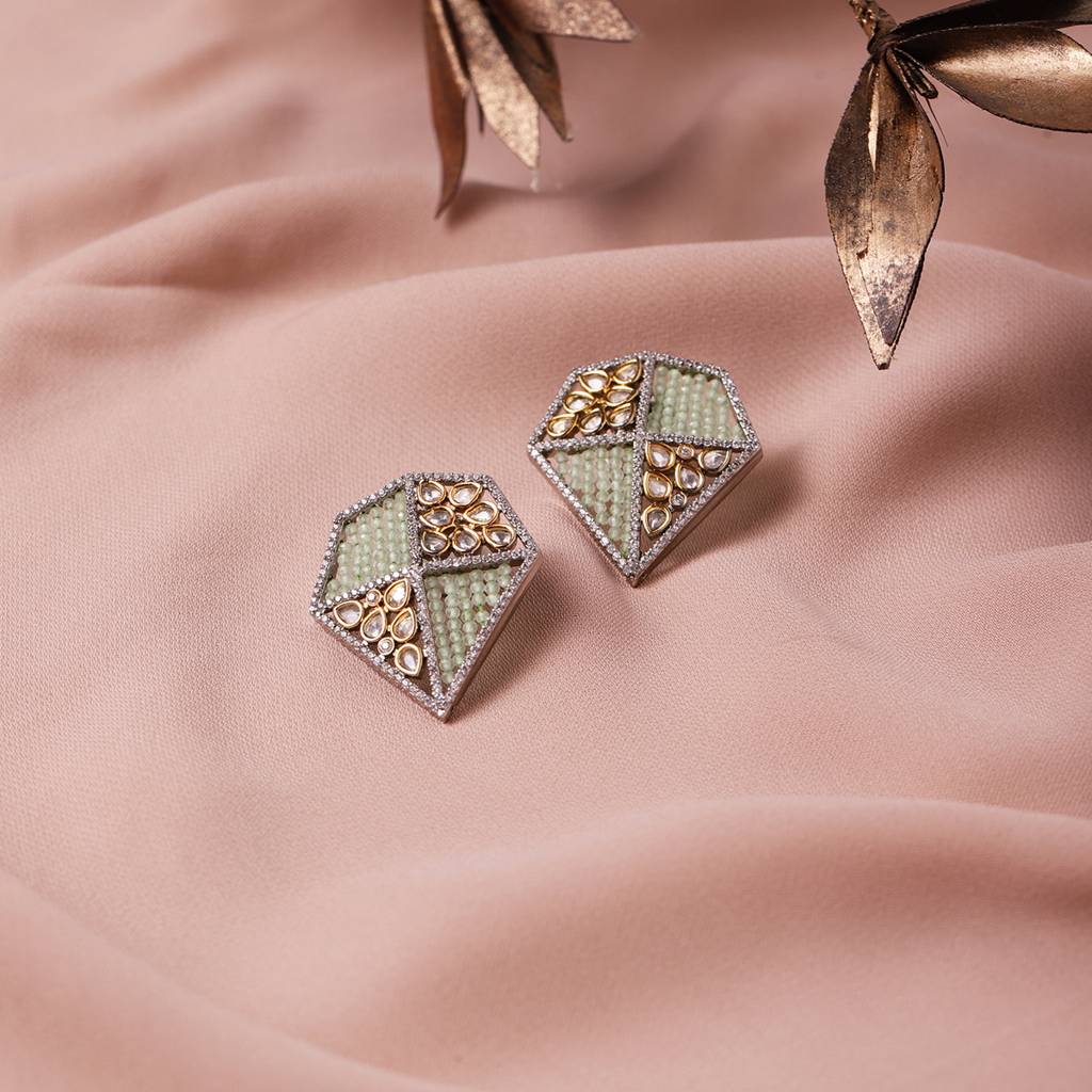 Kundan And Beaded Onyx Earrings In Green : RSA22-30