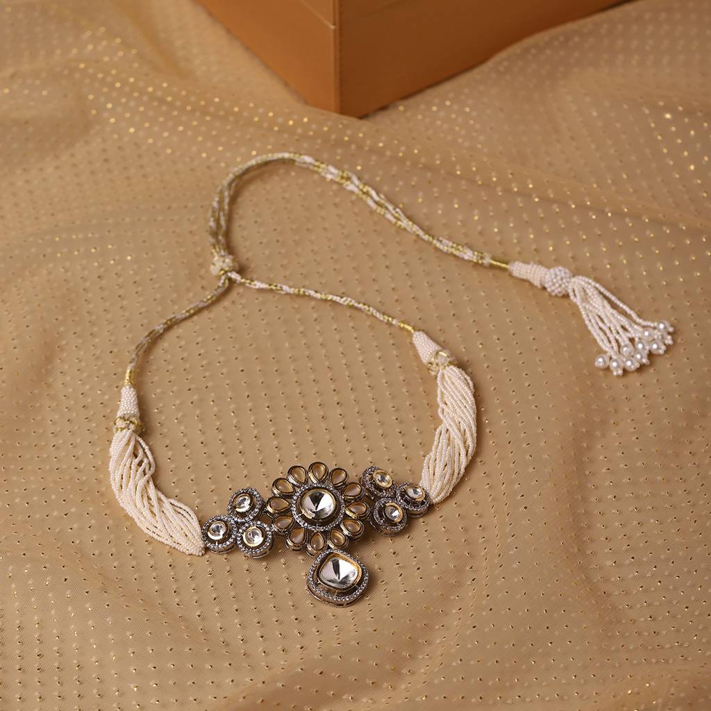 Flower Kundan Choker With Pearls : RSA22-6