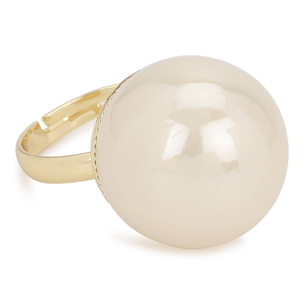 Cream Pearl Adjustable Ring : RSJULY22-10