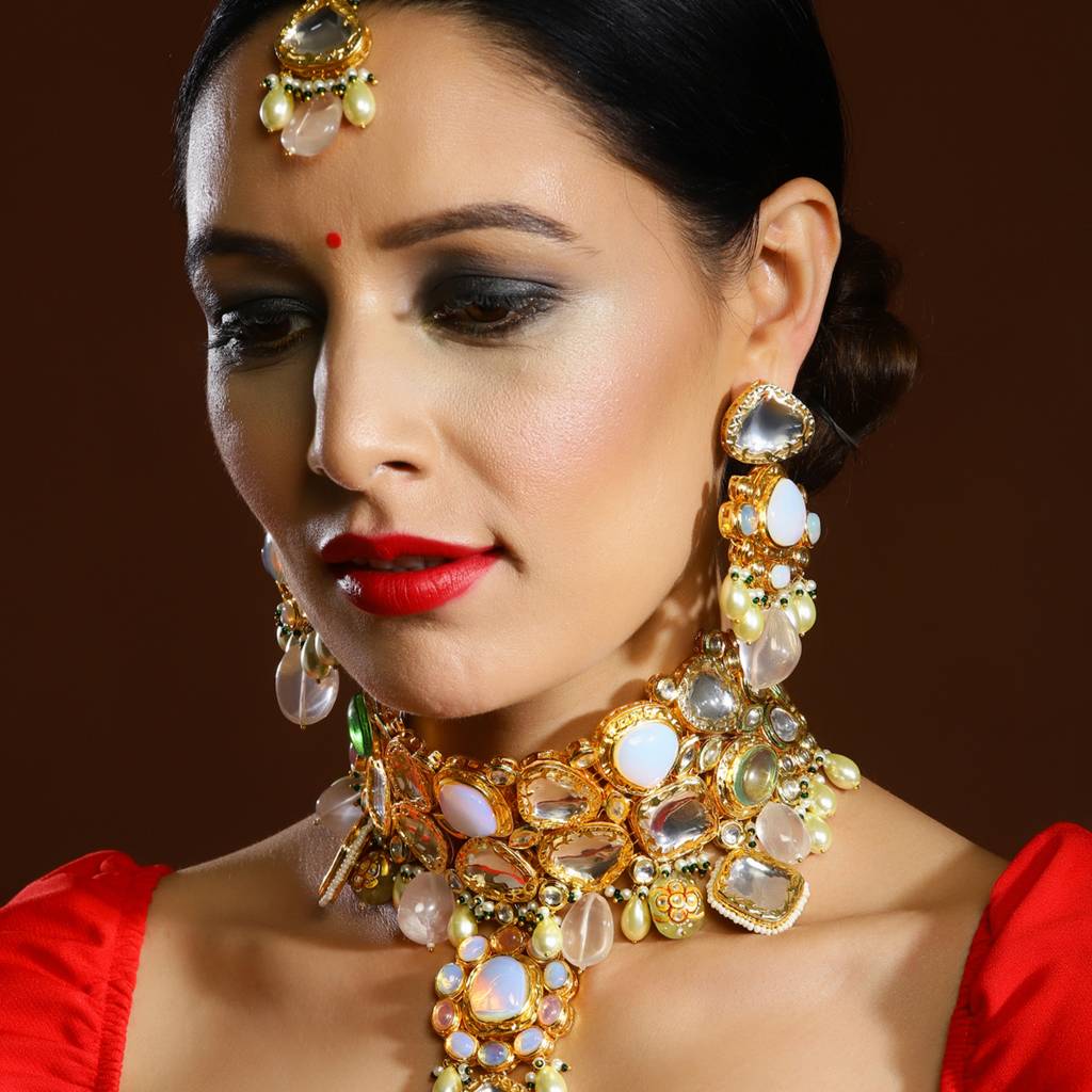 Multi Stone Maharani Kundan Neckpiece With Earrings And Maang Tikka : RSJULY22-1