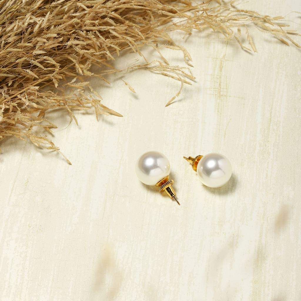 Oversized Pearl Studs (18 Mm) : RSMAY22-49