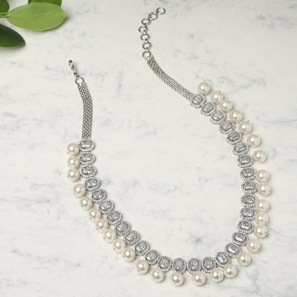 Zircon & Pearl Neckpiece : RSMAY22-53