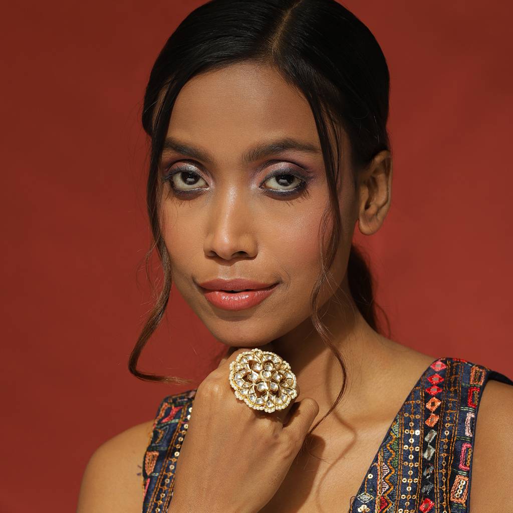 Oversized Kundan Ring : RSMAY22-56