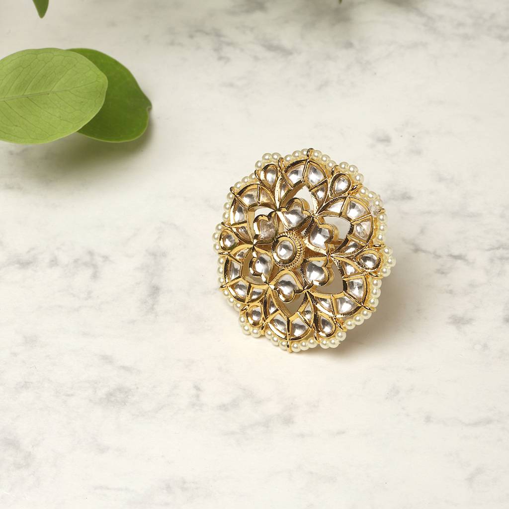 Oversized Kundan Ring : RSMAY22-56