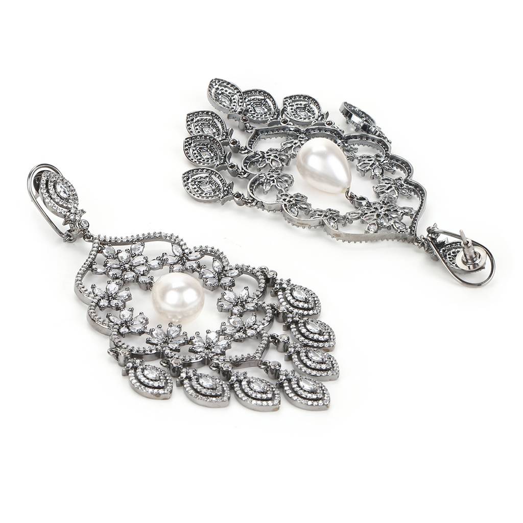 Long Chand With Pearl Drop Earrings : RSMAY22-5