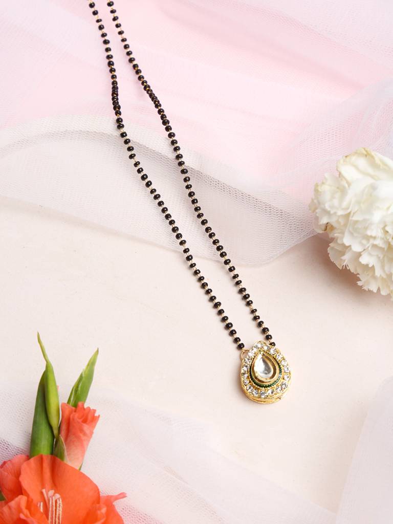 Crystal Teardrop Kundan Mangalsutra : RUBYM106