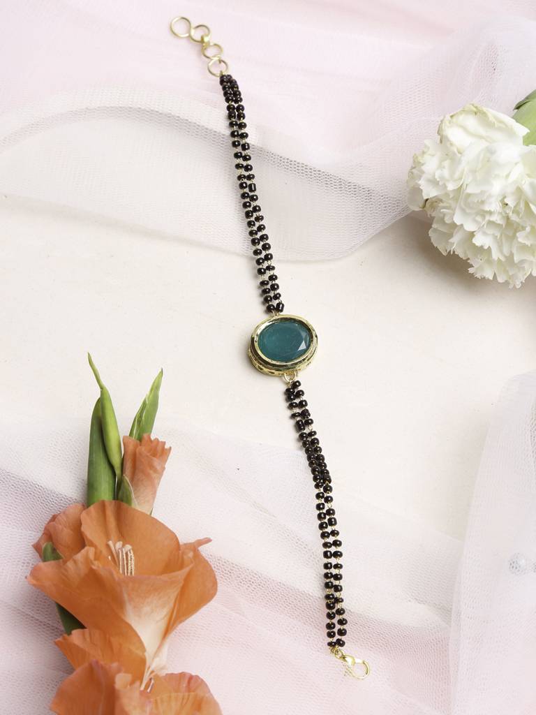 Green Oval Kundan Bracelet Mangalsutra : RUBYM110