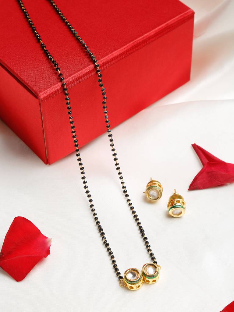 Small Round Kundan Mangalsutra With Studs : RUBYM120