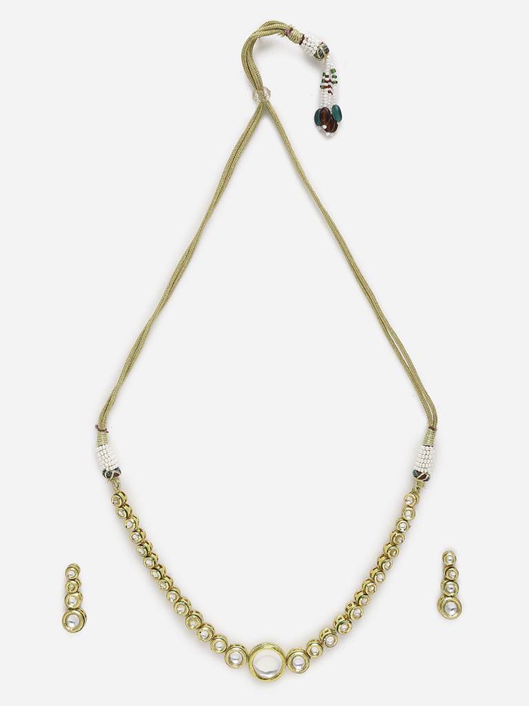 Round Golden Kundan Choker With Earrings : RUBYM152