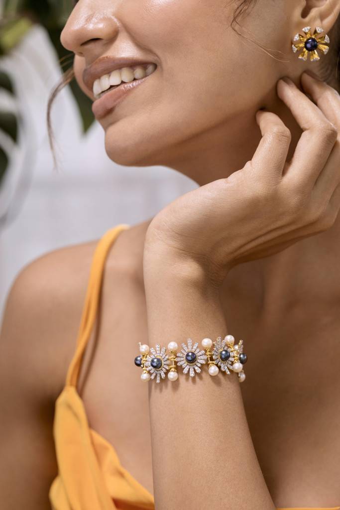 Mabel Pearl Bracelet : RU-WR-05