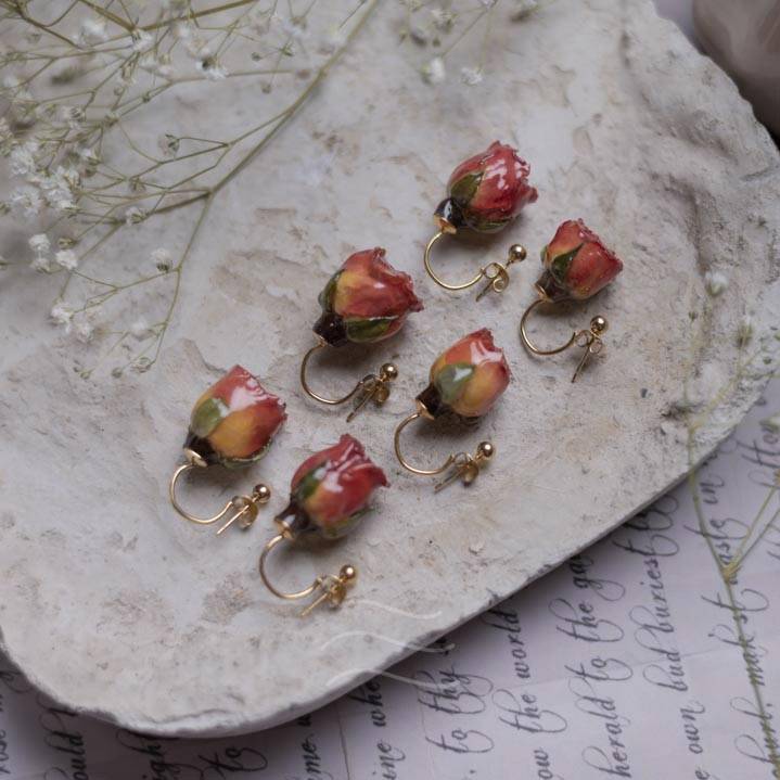 Rosalie Earrings : LA-BH-RE-GG