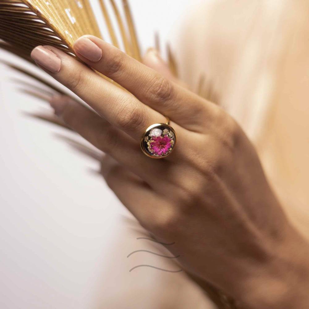 Ruby Dreams Ring : LA-FF-R-RD-G1