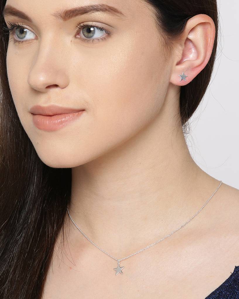 Carlton London 925 Sterling Silver- Rhodium-Plated Star Shaped Studs : S125075E1