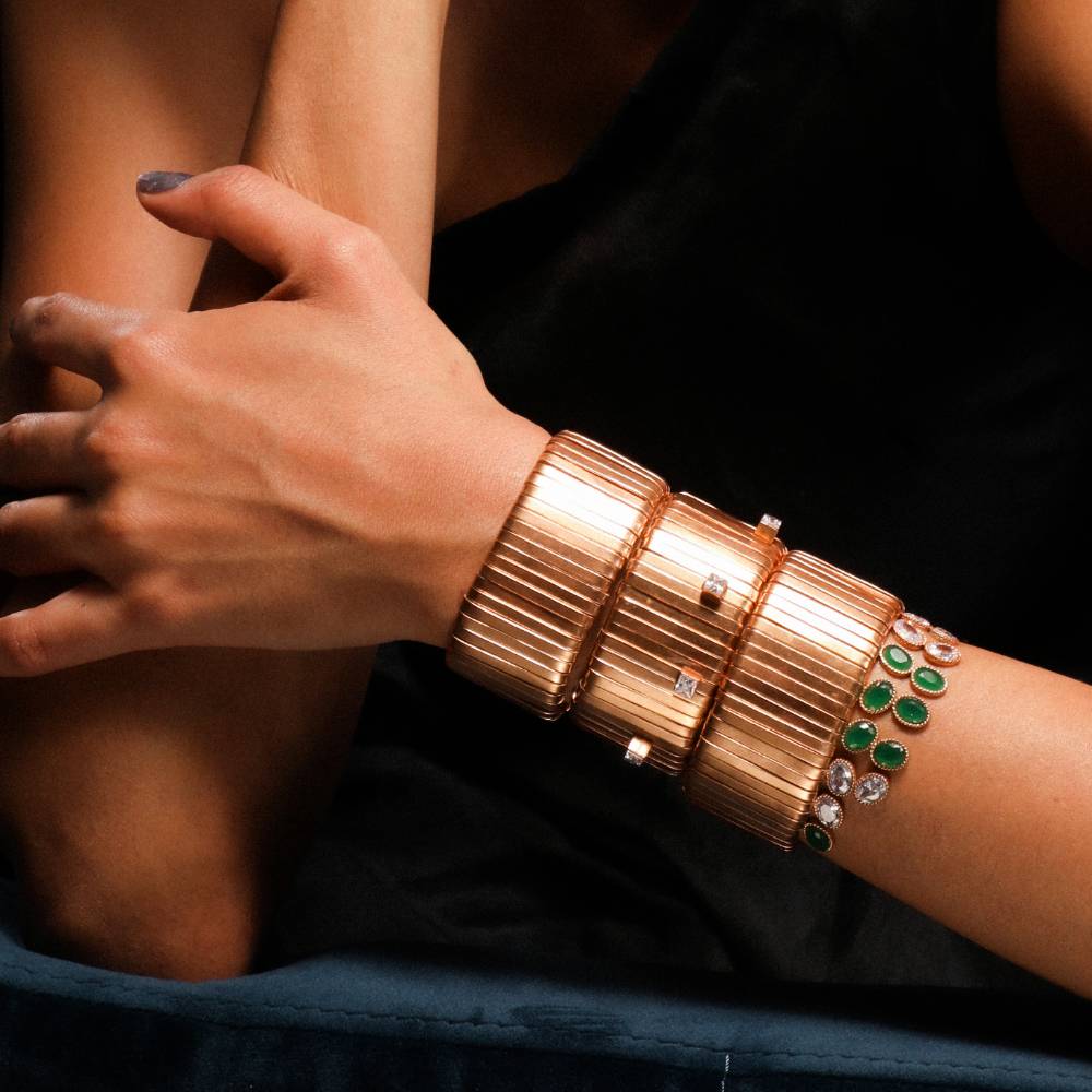 Galactic Armour Gold Ribbon Bracelet : S8250