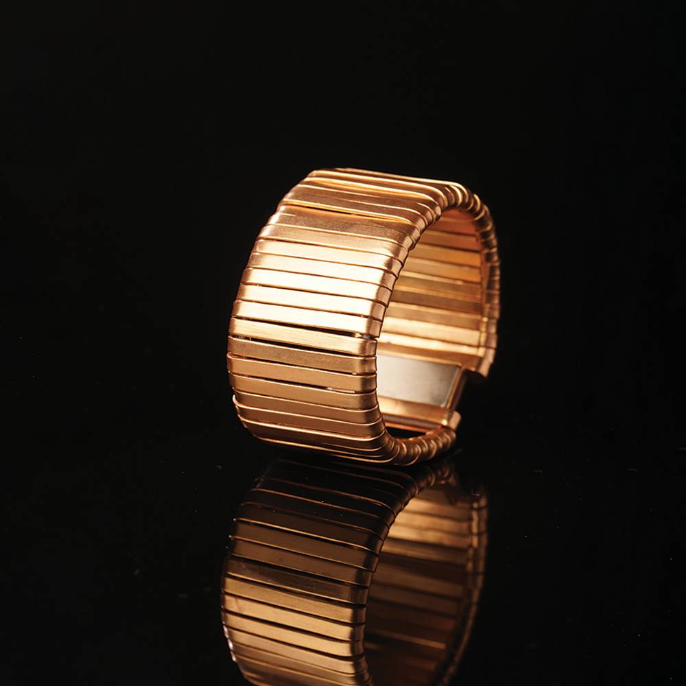 Galactic Shield Gold Ribbon Cuff Bracelet : S8251