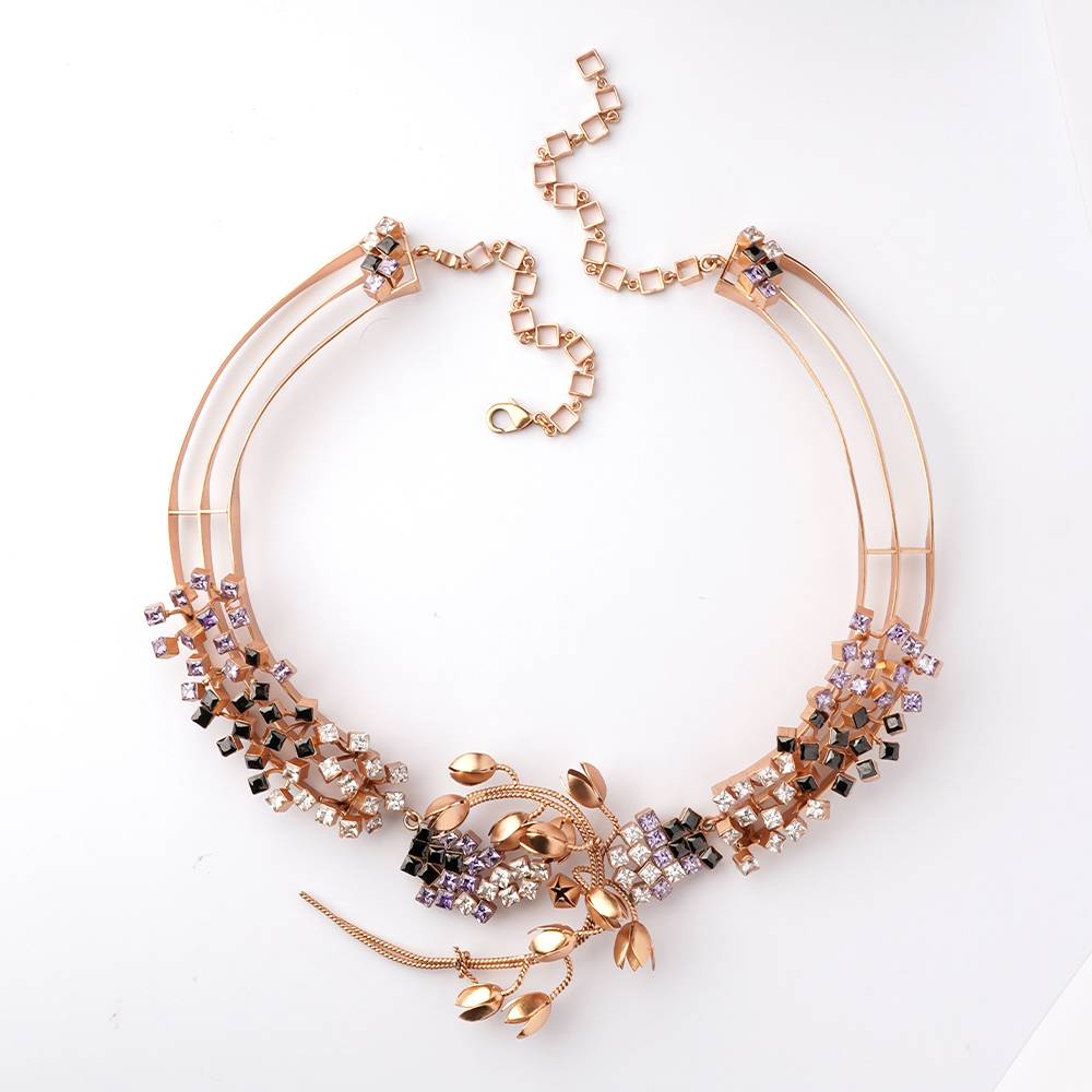 Cravat Of Stars Gemstone Gold Plated Necklace : S8271