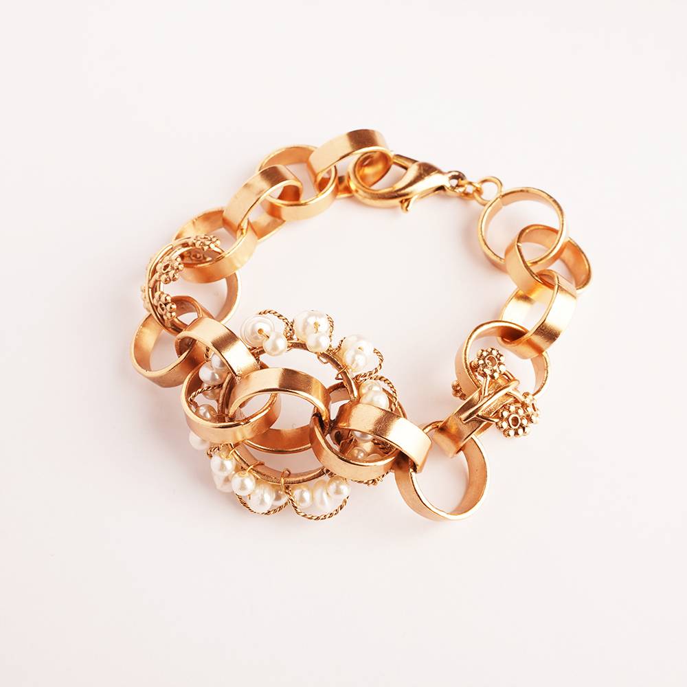 Neutron Loop Pearl Link Gold Bracelet Cuff : S8690