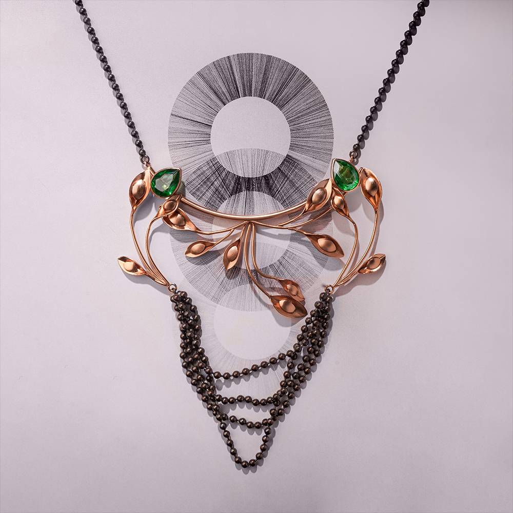 Ivy'S Lament Black Beaded Gold Necklace : S8724