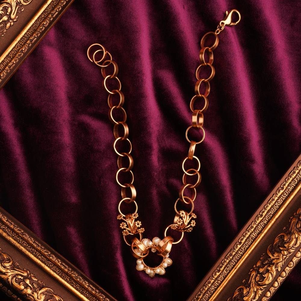 Neutron Loop Choker Neckpiece : S8739